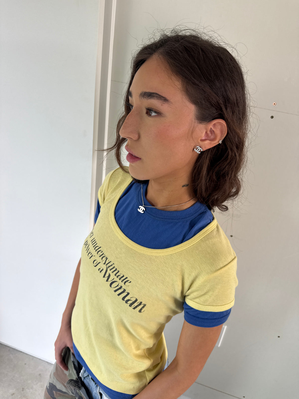 WOMAN T-SHIRT