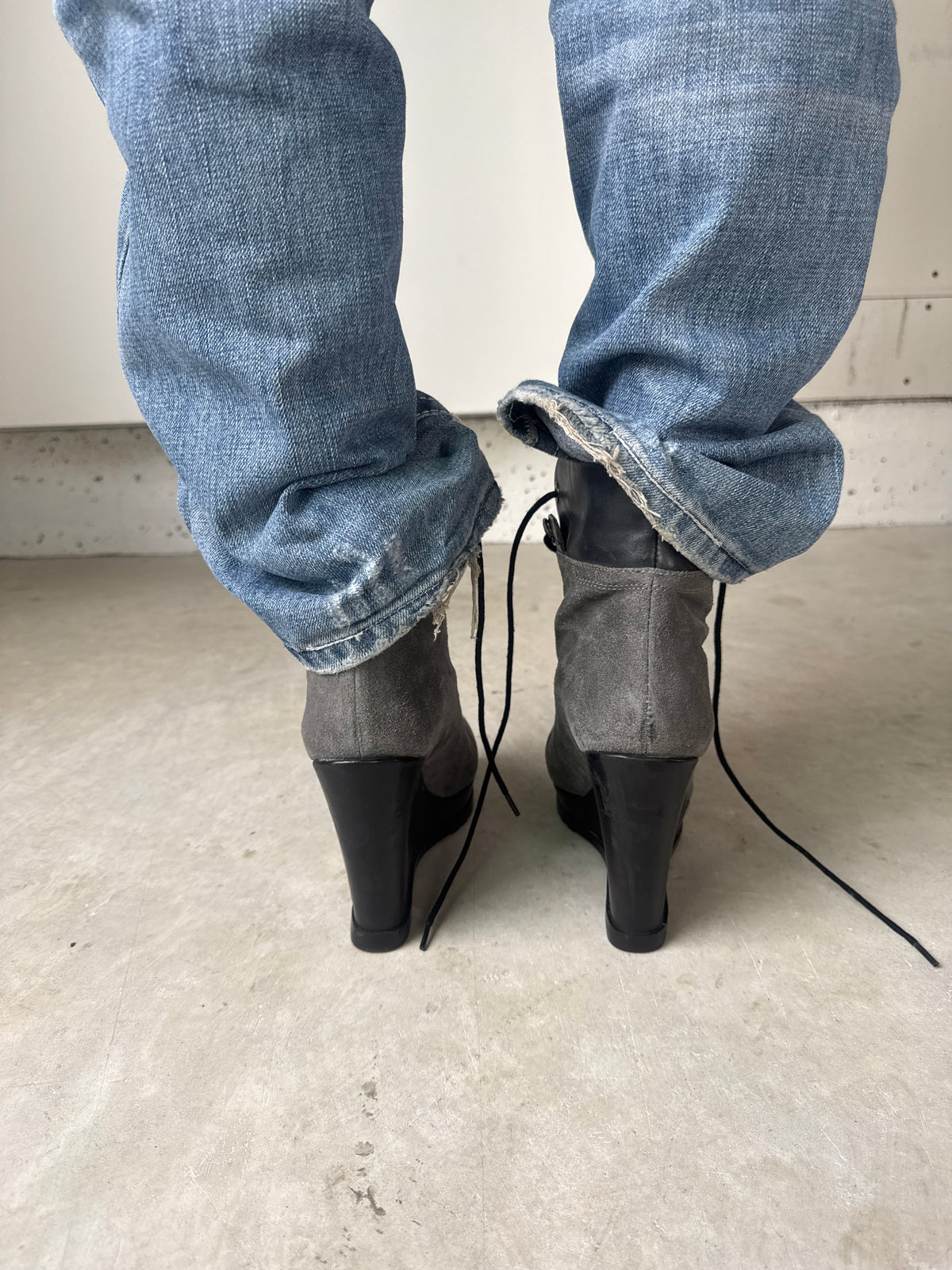 MODERN VINTAGE