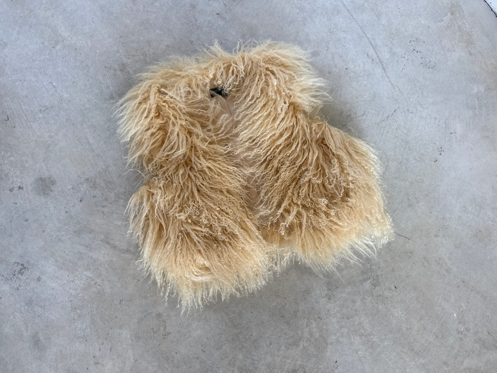 FUR VEST