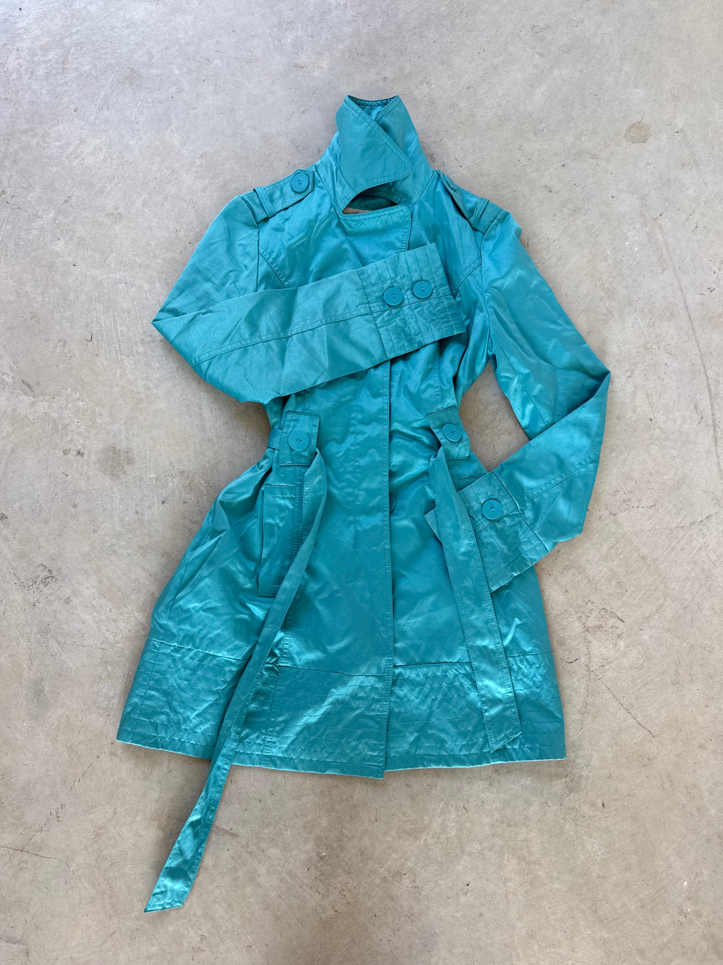 TURQUOISE TRENCH