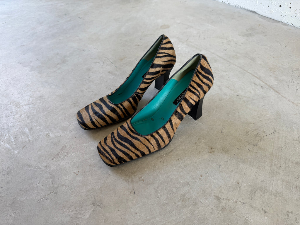 NINE WEST