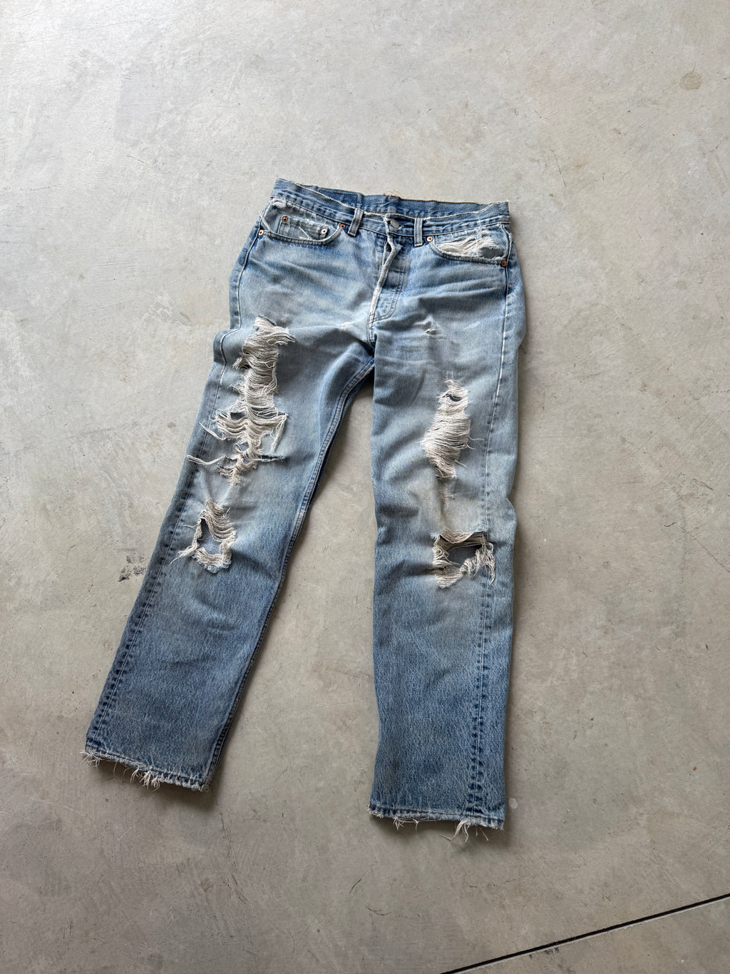 VINTAGE LEVI'S