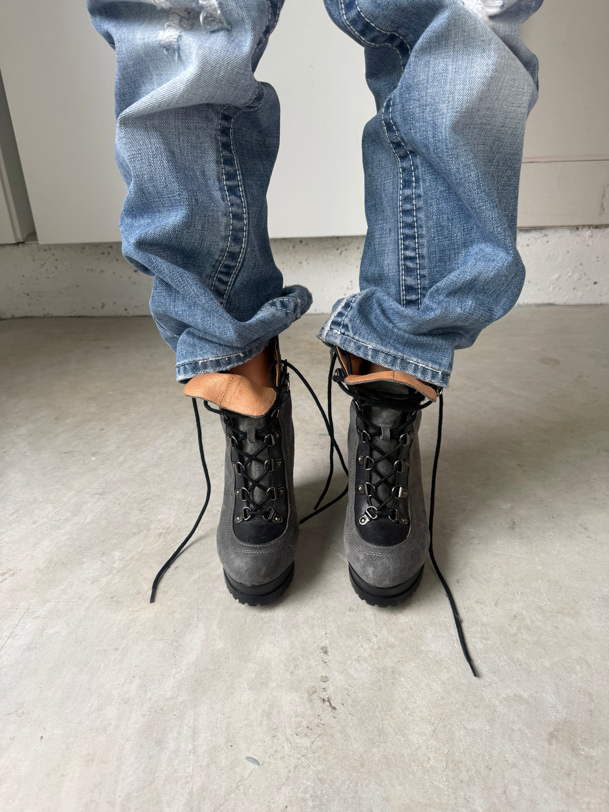 MODERN VINTAGE