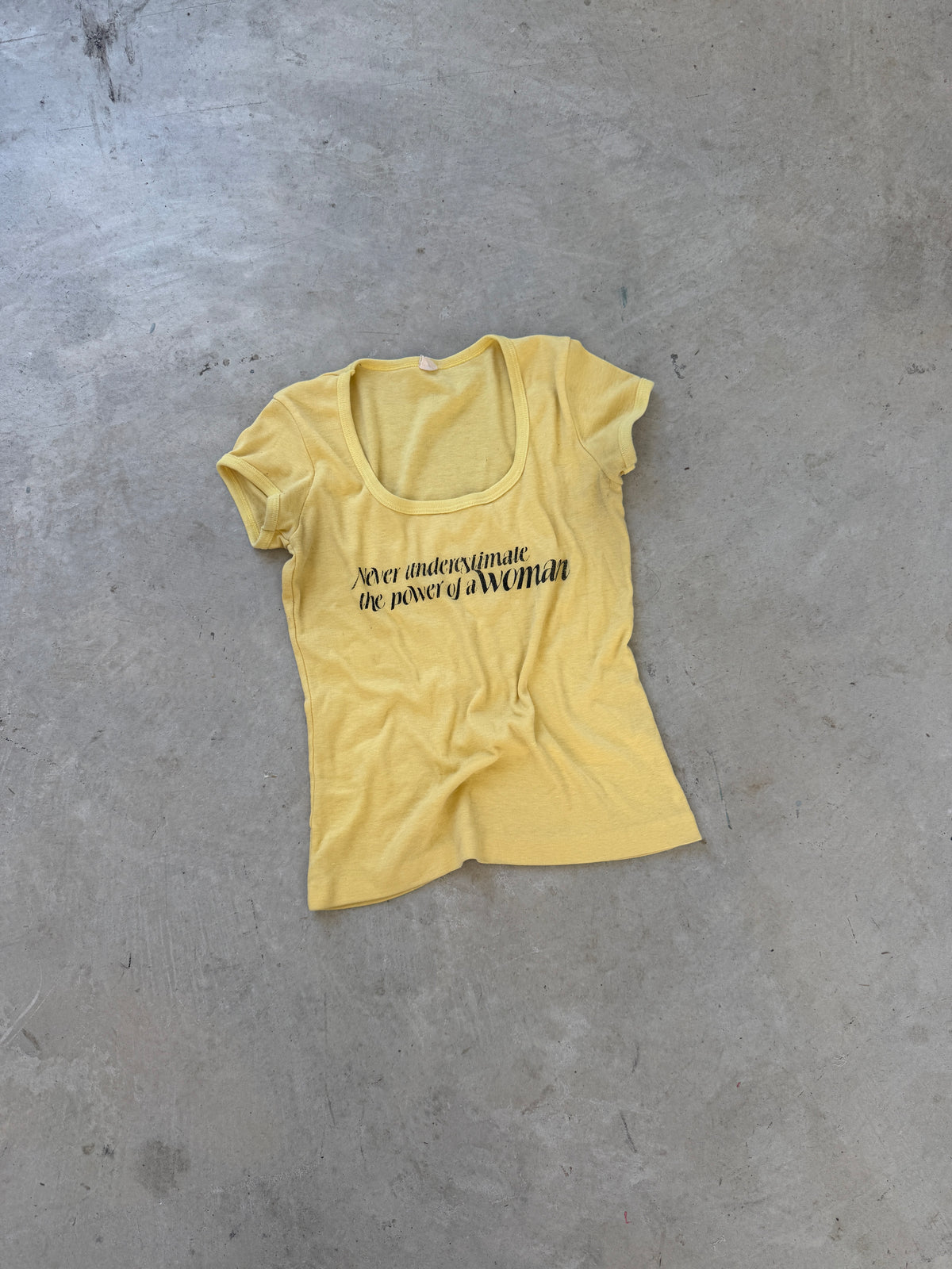 WOMAN T-SHIRT